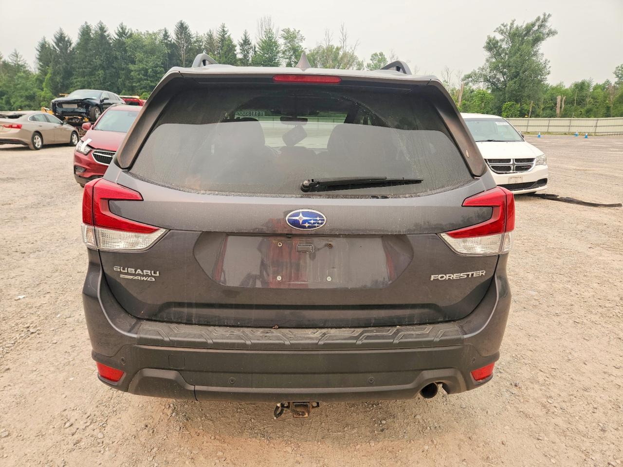 2022 SUBARU FORESTER