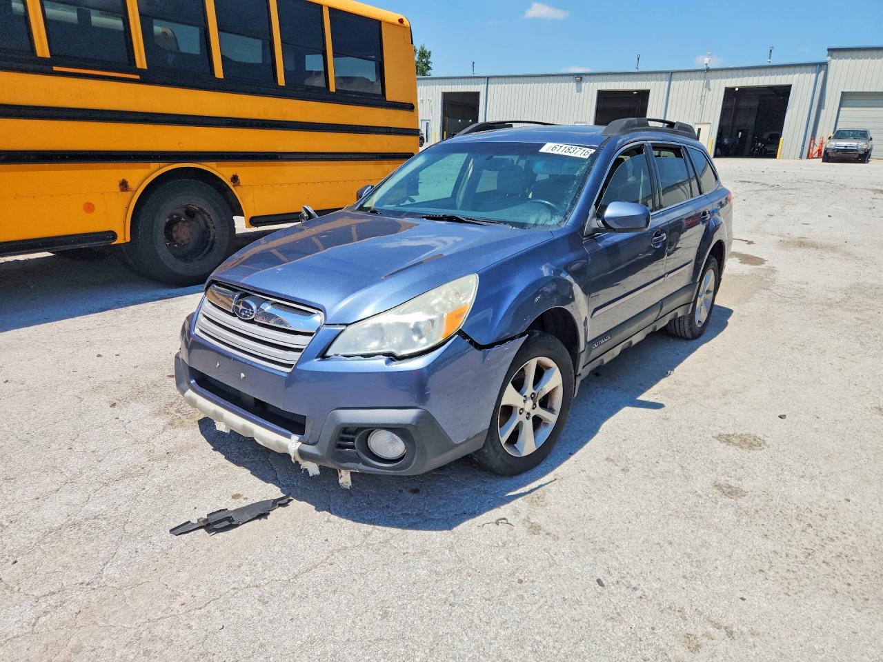2013 SUBARU OUTBACK