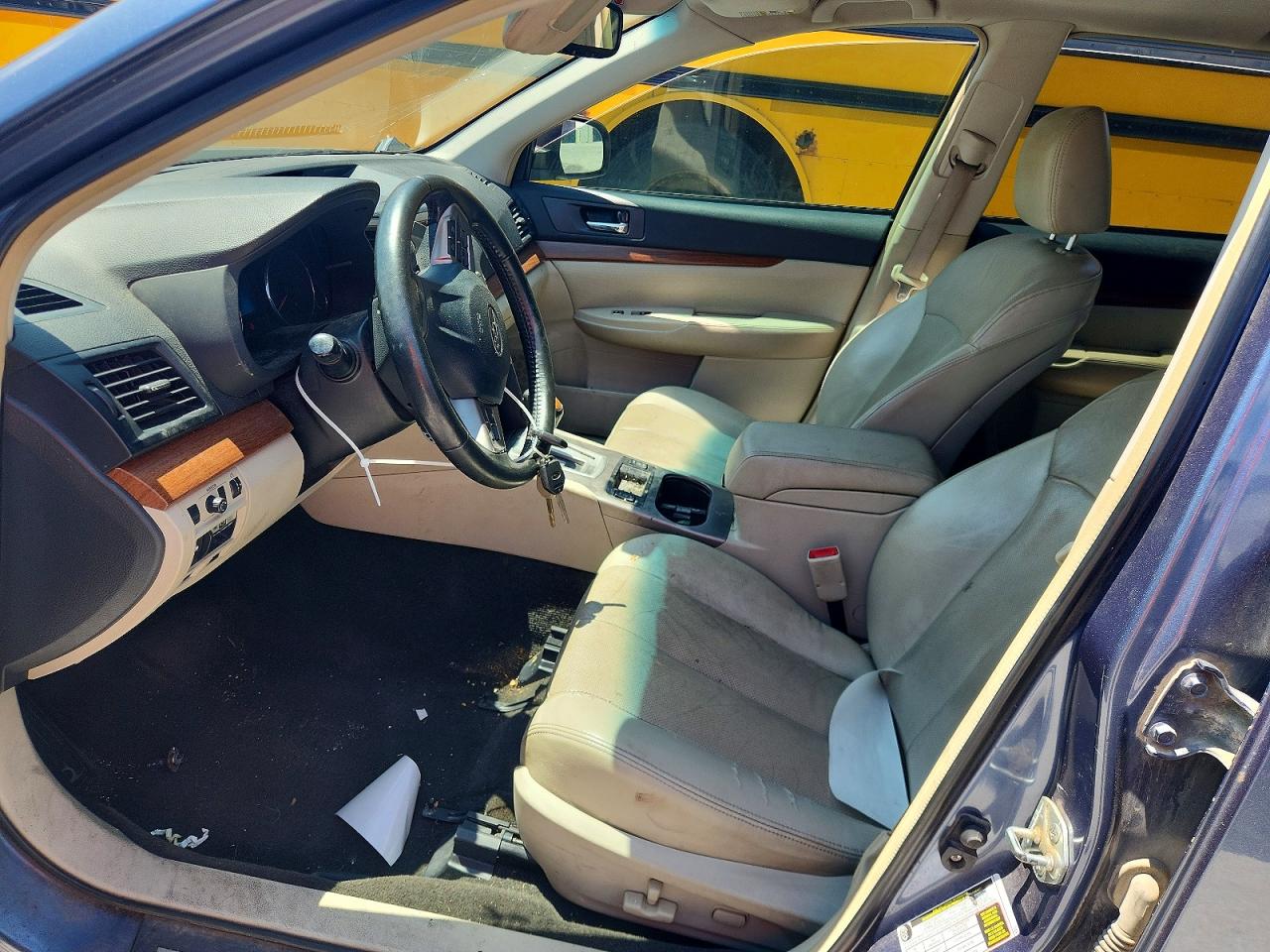 2013 SUBARU OUTBACK