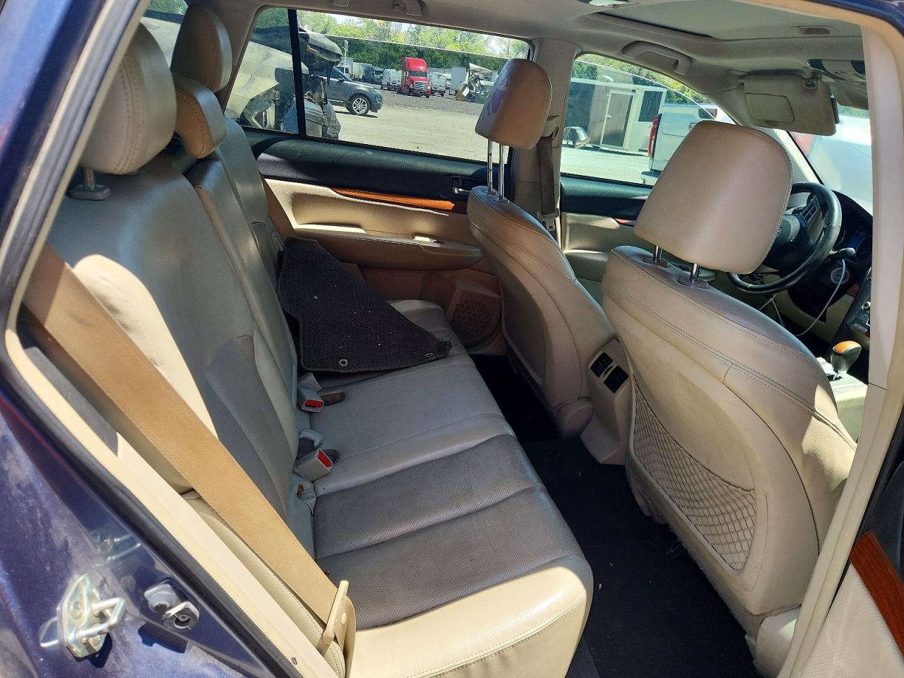 2013 SUBARU OUTBACK