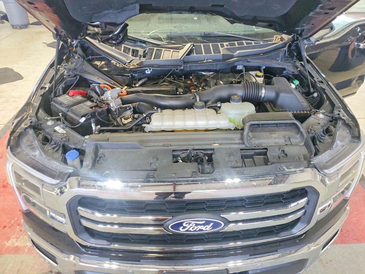 2025 FORD F150