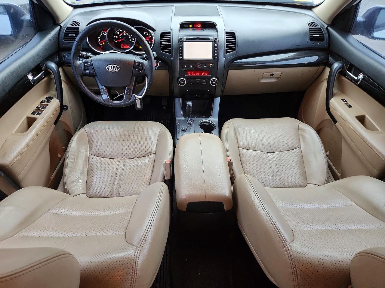 2011 KIA SORENTO