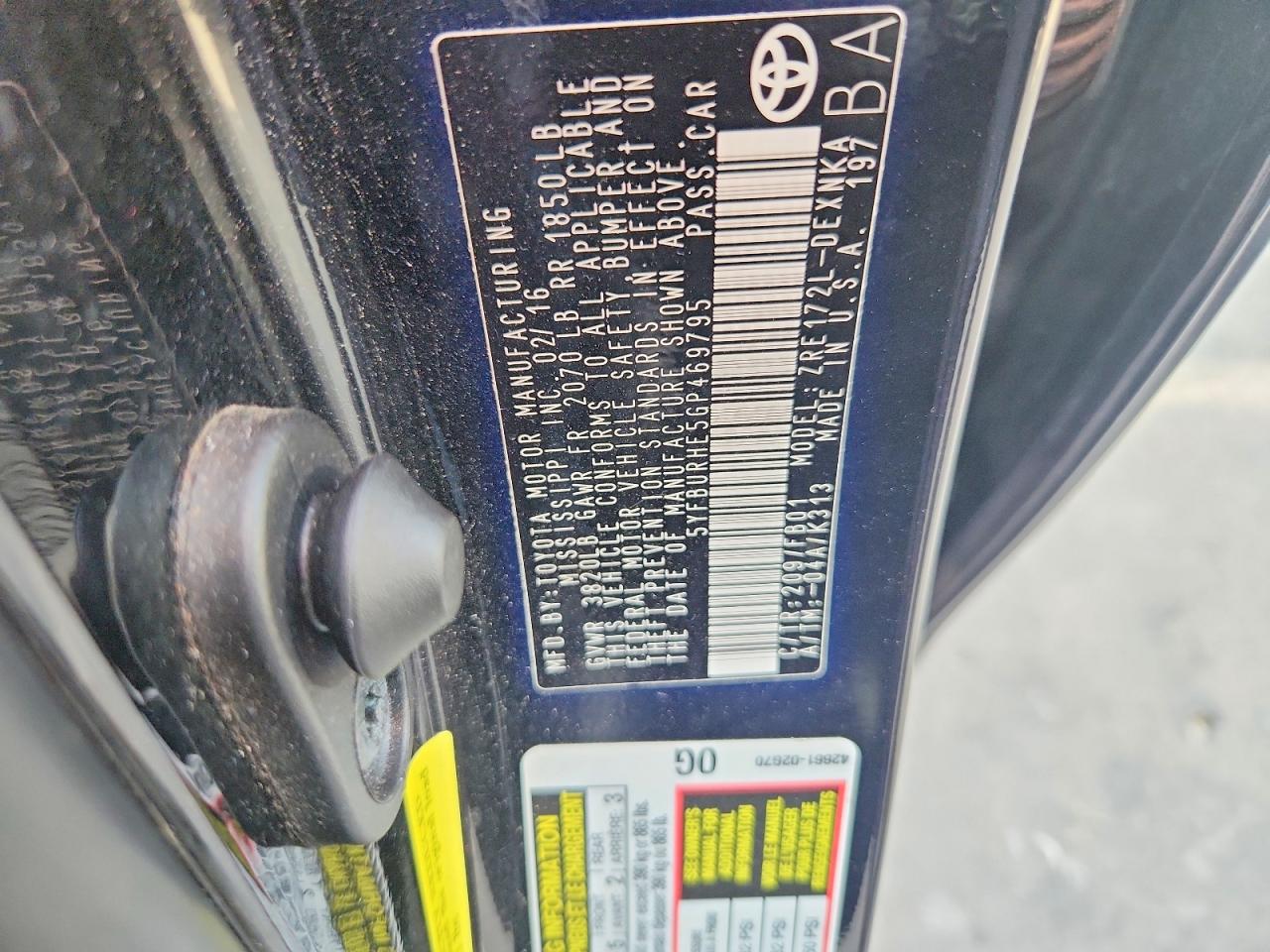2016 TOYOTA COROLLA