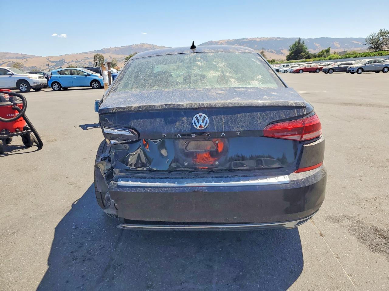 2020 VOLKSWAGEN PASSAT