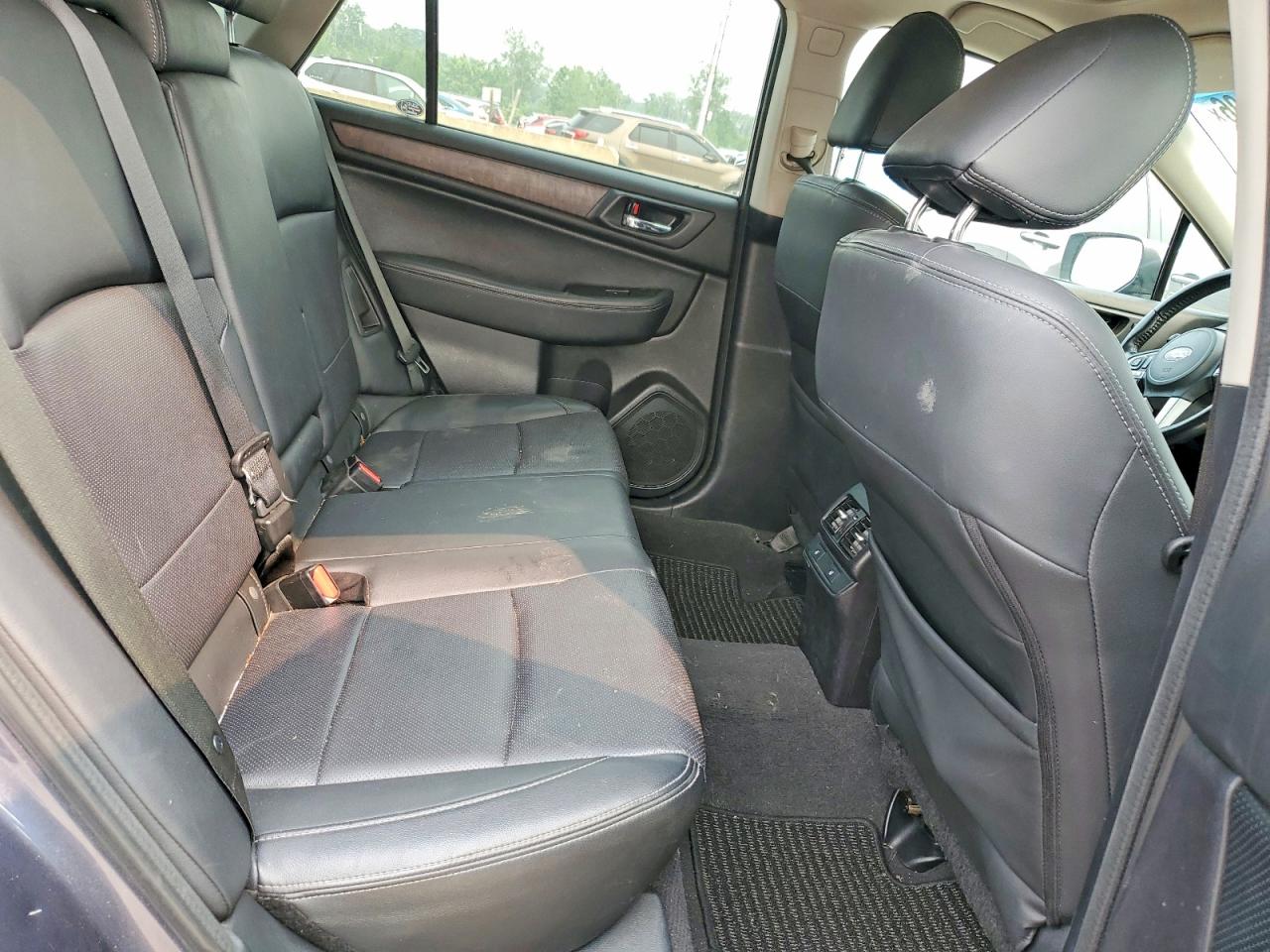 2016 SUBARU OUTBACK