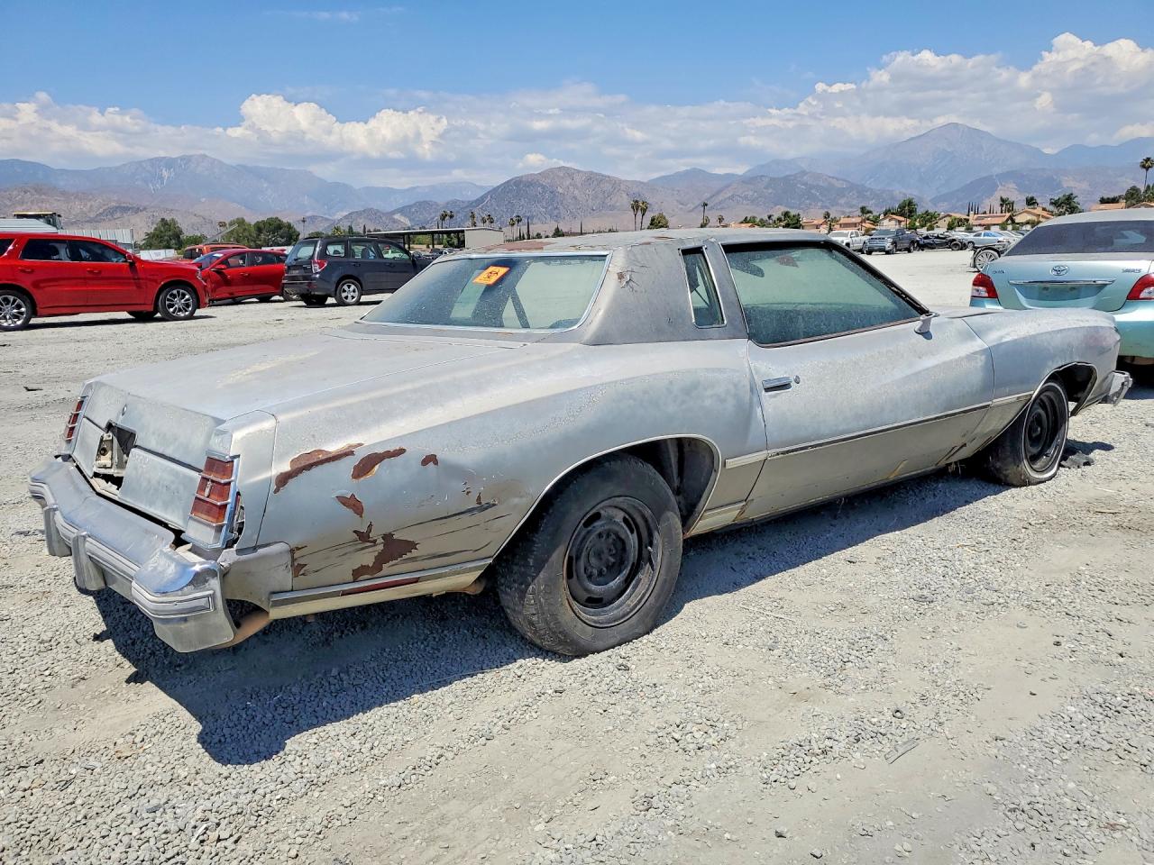 1977 CHEV MONTECARLO