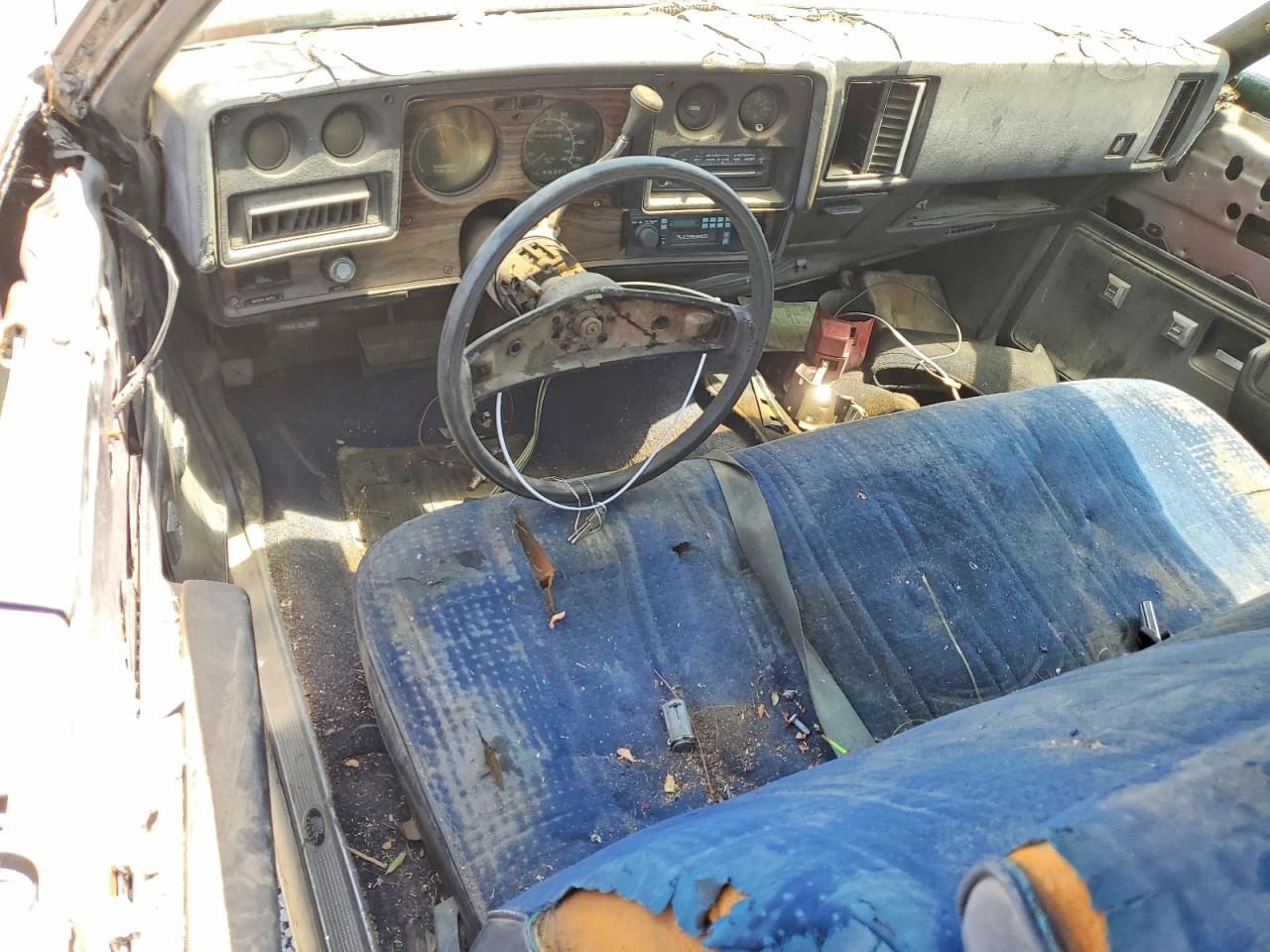 1977 CHEV MONTECARLO