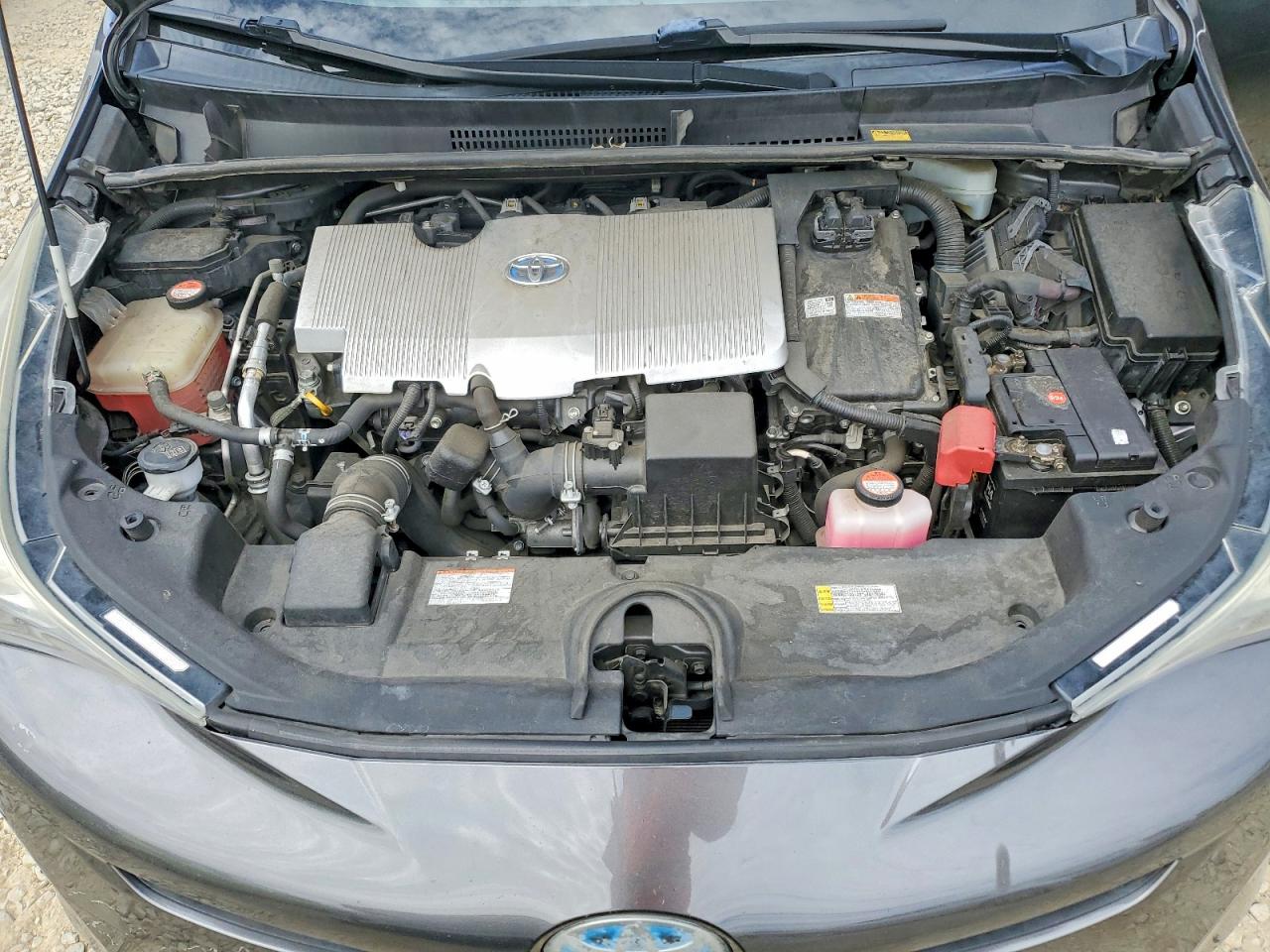 2016 TOYOTA PRIUS