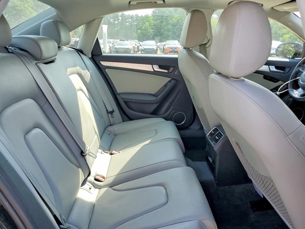 2015 AUDI A4
