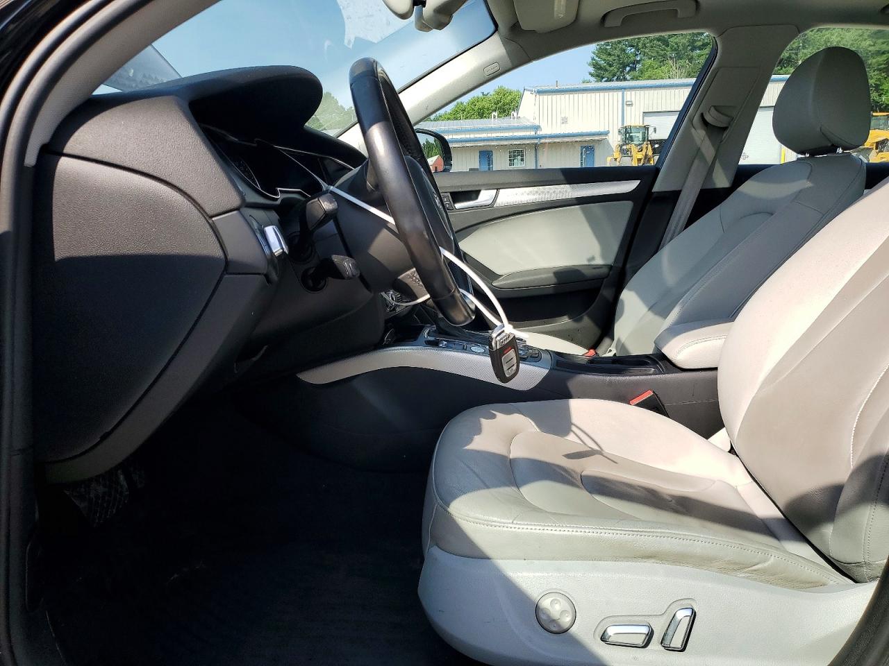 2015 AUDI A4