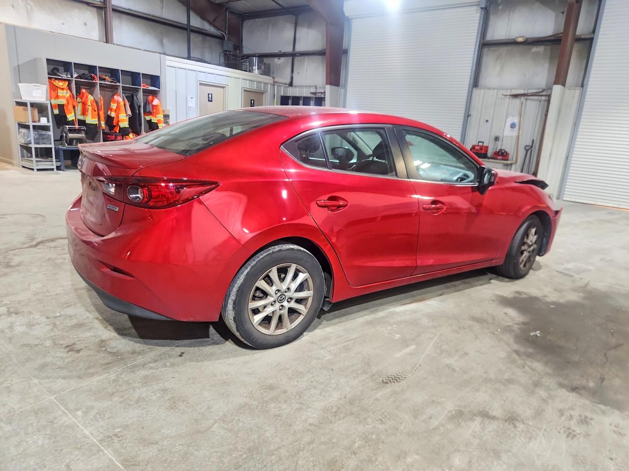 2015 MAZDA 3