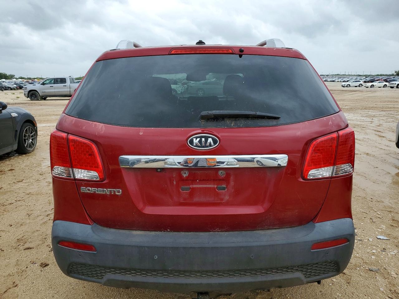 2011 KIA SORENTO