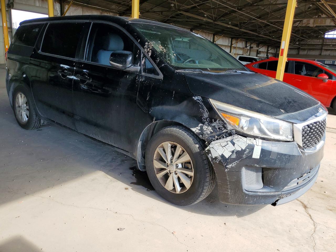 2016 KIA SEDONA