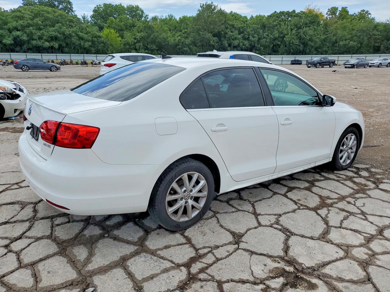 2013 VOLKSWAGEN JETTA