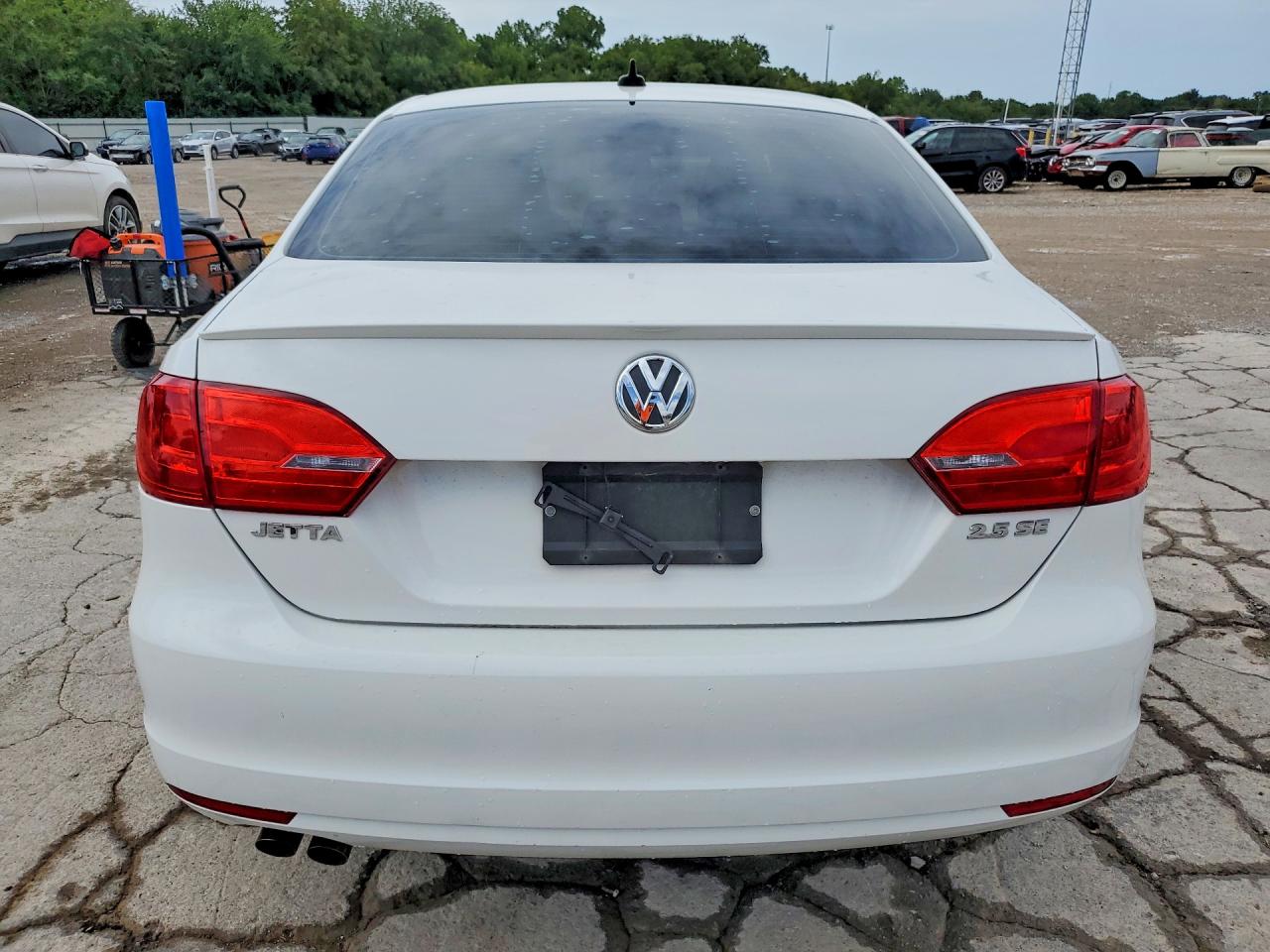 2013 VOLKSWAGEN JETTA