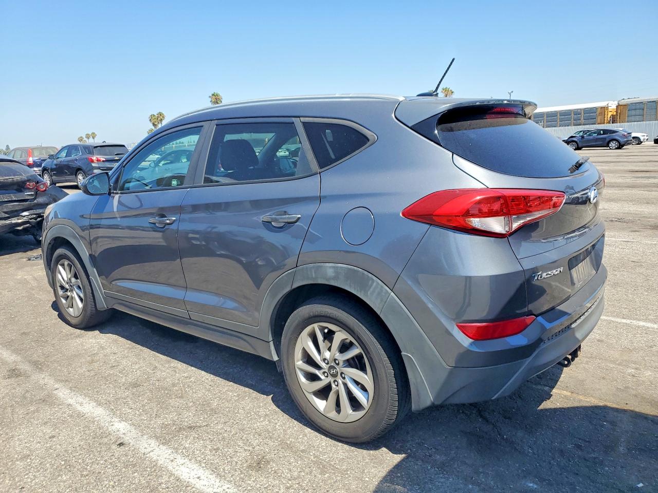 2016 HYUNDAI TUCSON