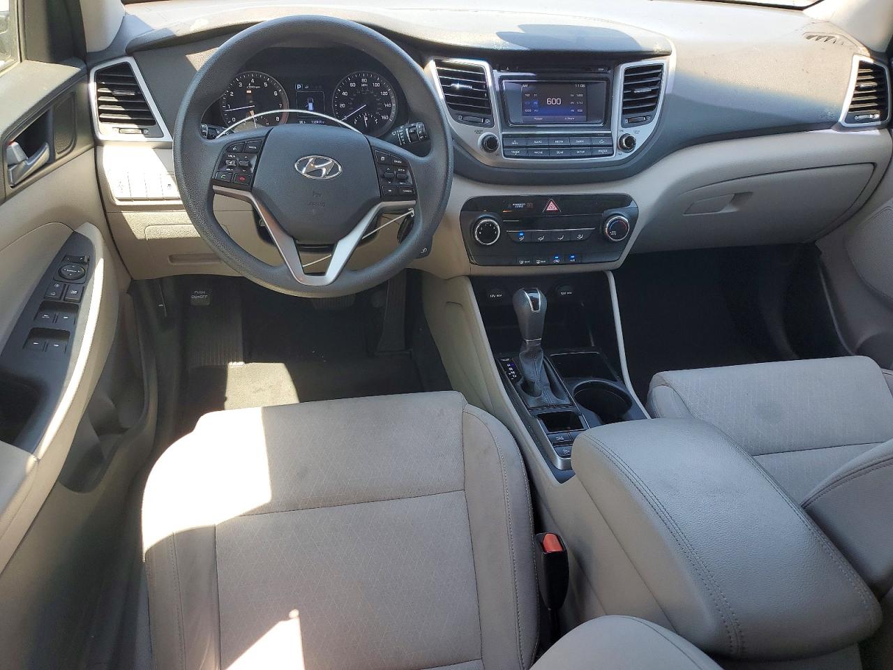 2016 HYUNDAI TUCSON