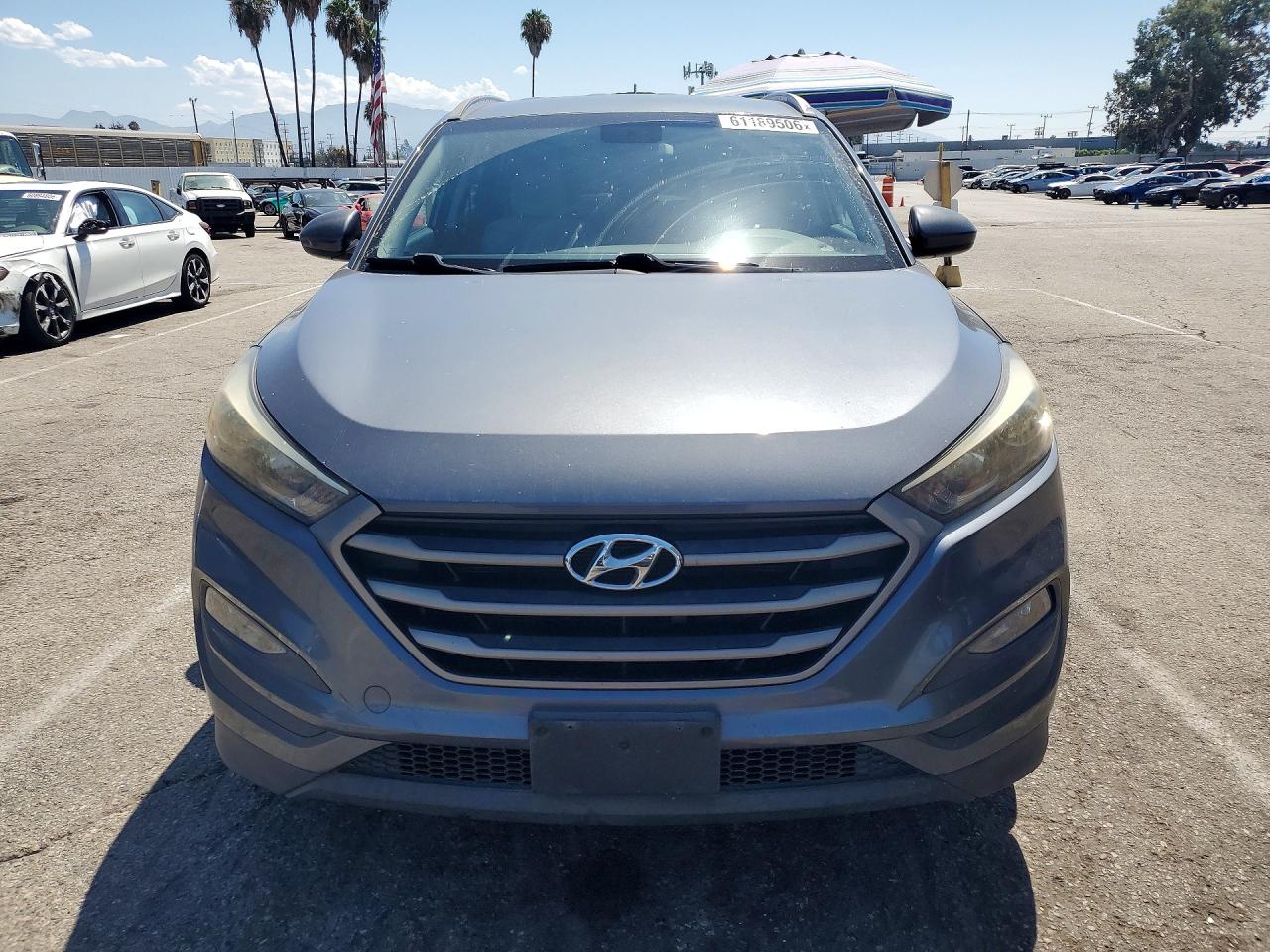 2016 HYUNDAI TUCSON