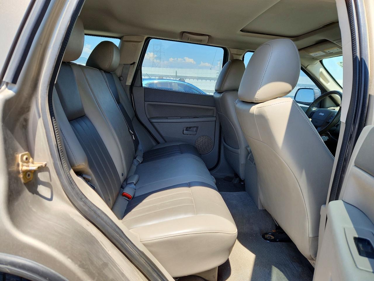 2005 JEEP CHEROKEE