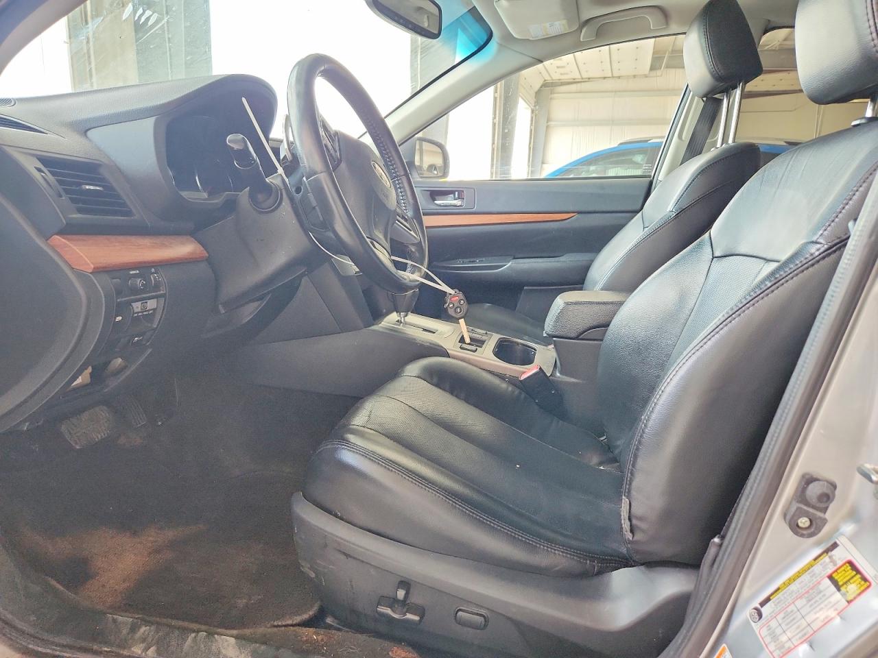 2013 SUBARU OUTBACK