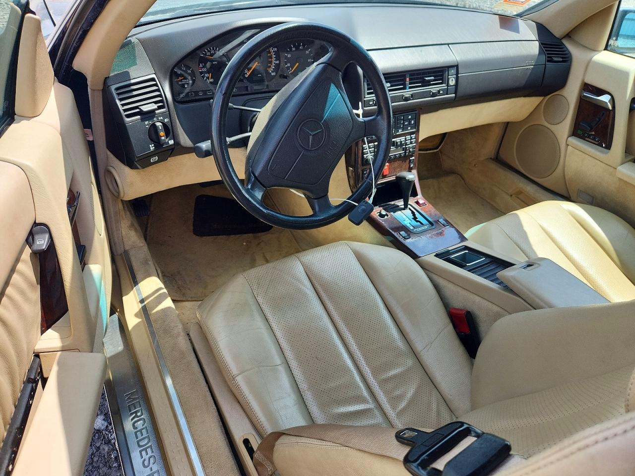 1994 MERCEDES-BENZ SL 320