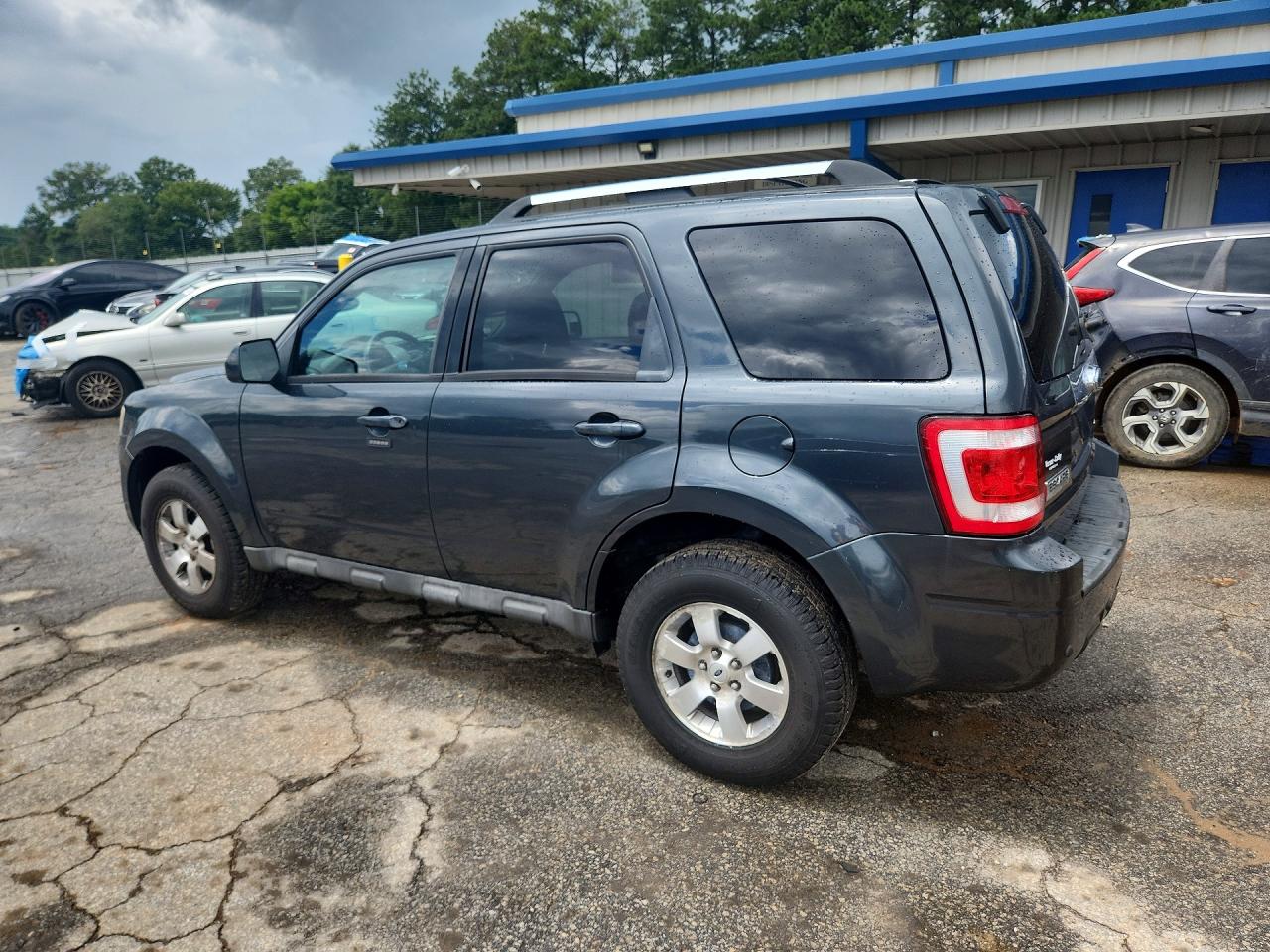 2009 FORD ESCAPE