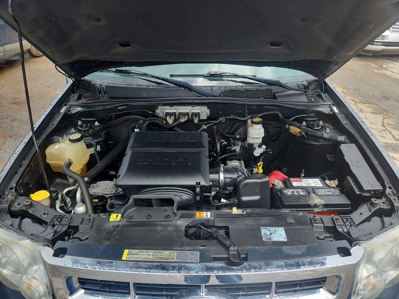 2009 FORD ESCAPE
