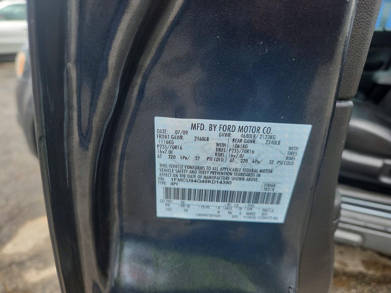 2009 FORD ESCAPE