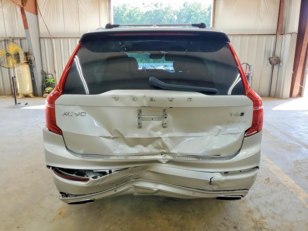 2021 VOLVO XC90