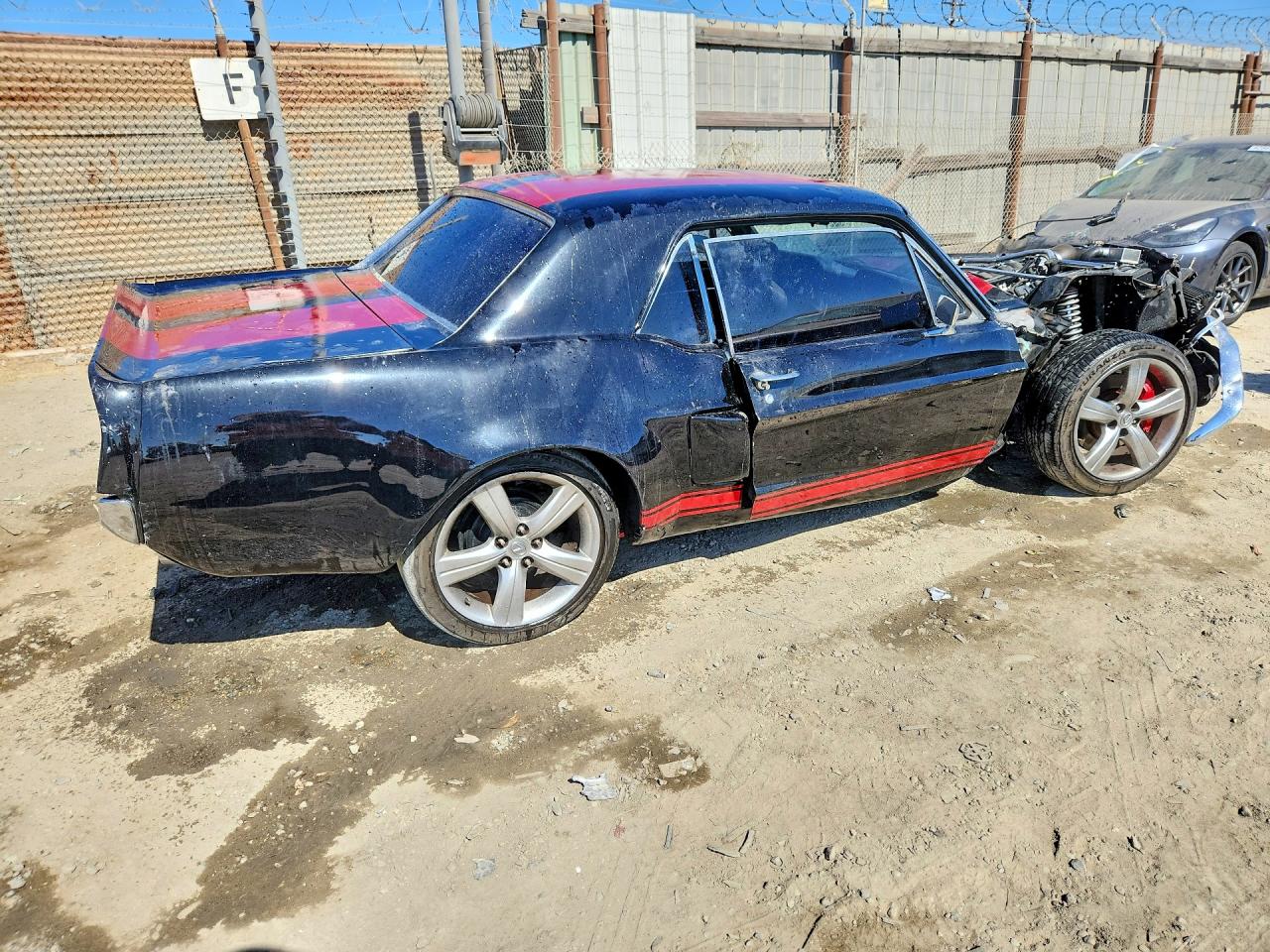 1967 FORD MUSTANG