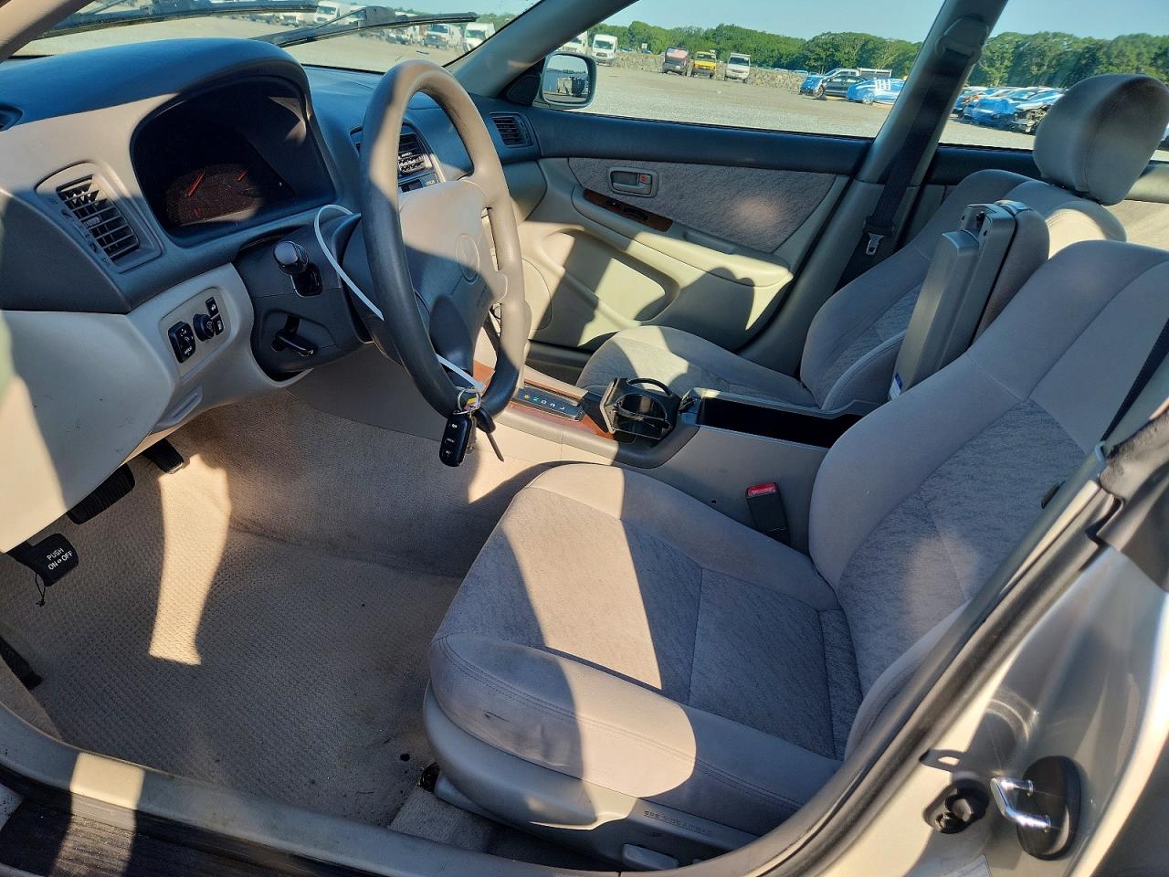 1999 LEXUS ES300