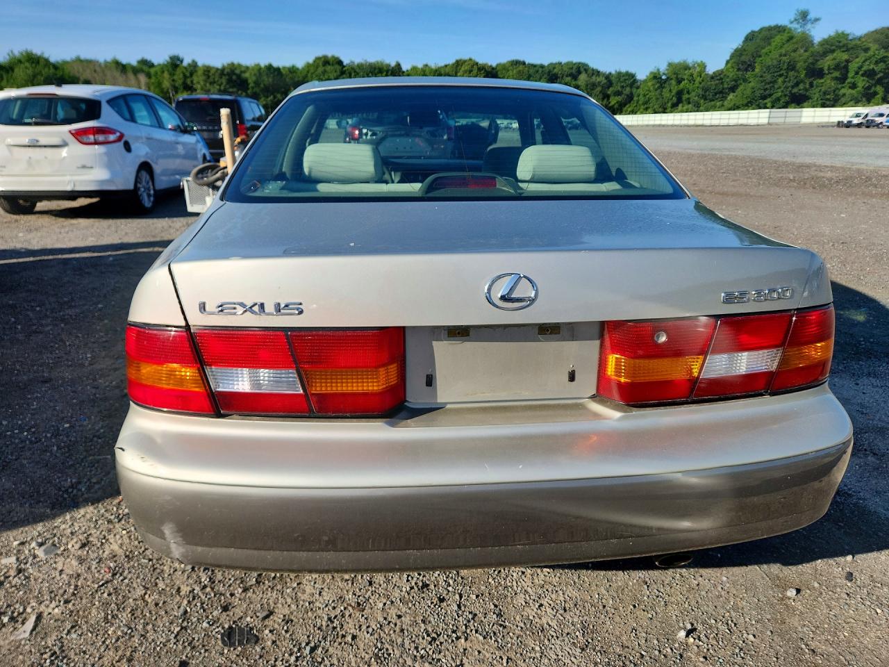 1999 LEXUS ES300