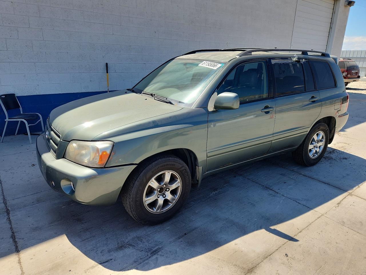 2005 TOYOTA HIGHLANDER