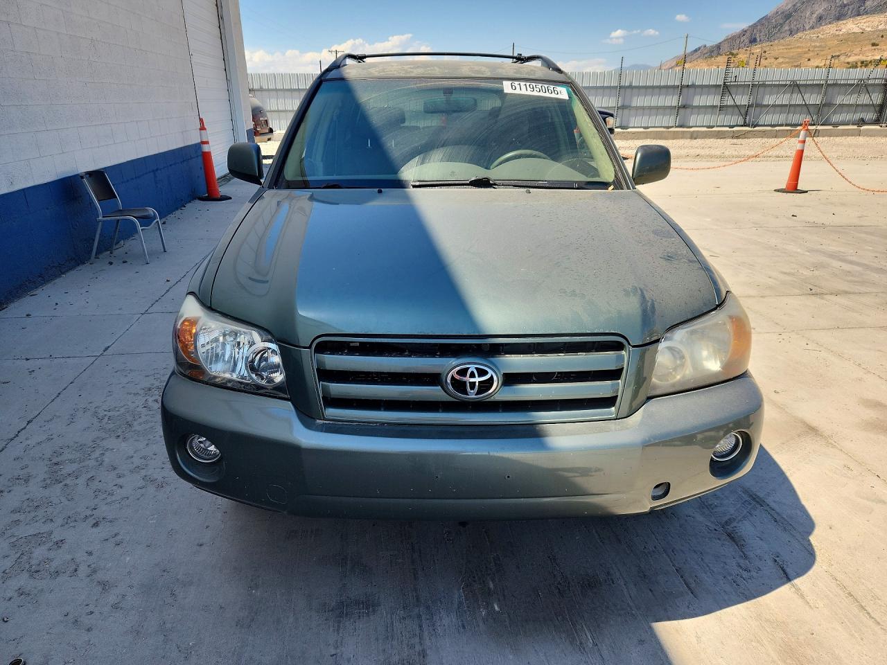 2005 TOYOTA HIGHLANDER