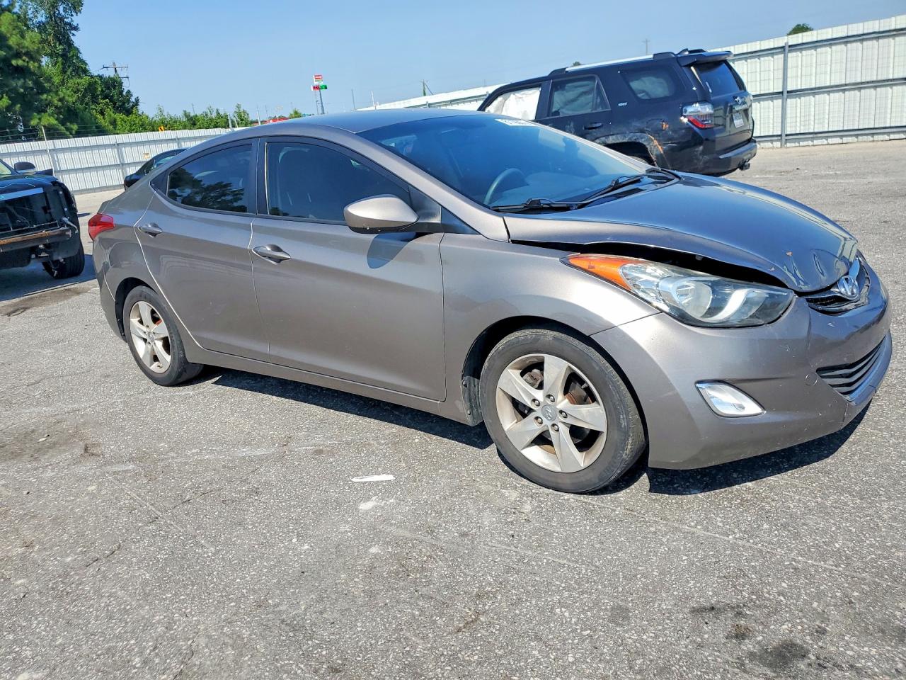2012 HYUNDAI ELANTRA