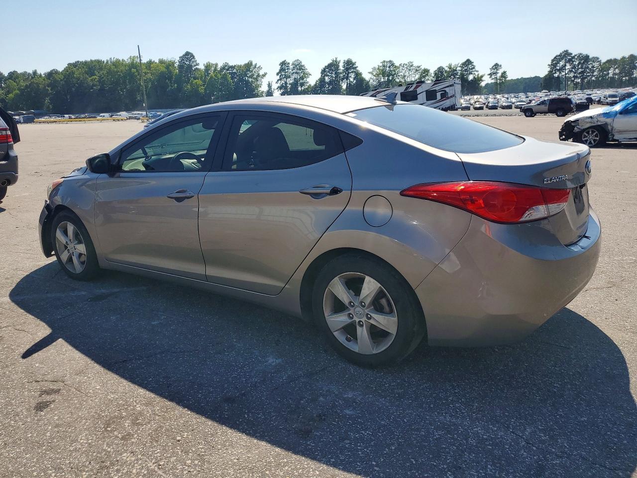 2012 HYUNDAI ELANTRA
