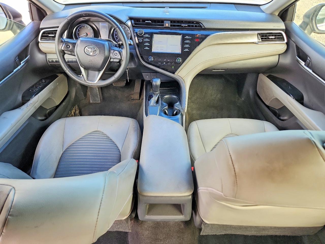 2018 TOYOTA CAMRY