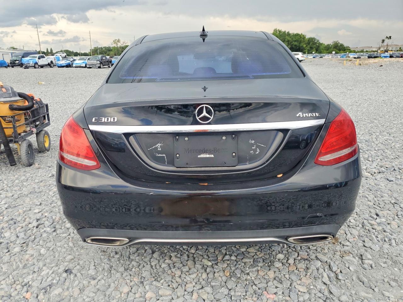 2015 MERCEDES-BENZ C-CLASS