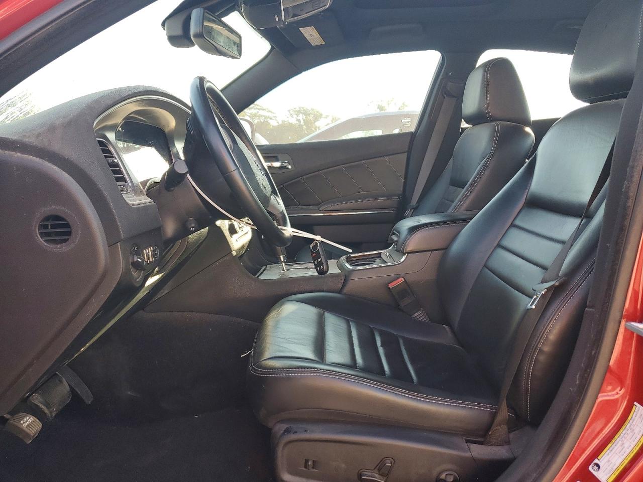 2011 DODGE CHARGER