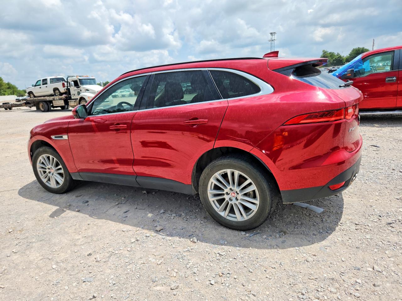 2017 JAGUAR F-PACE