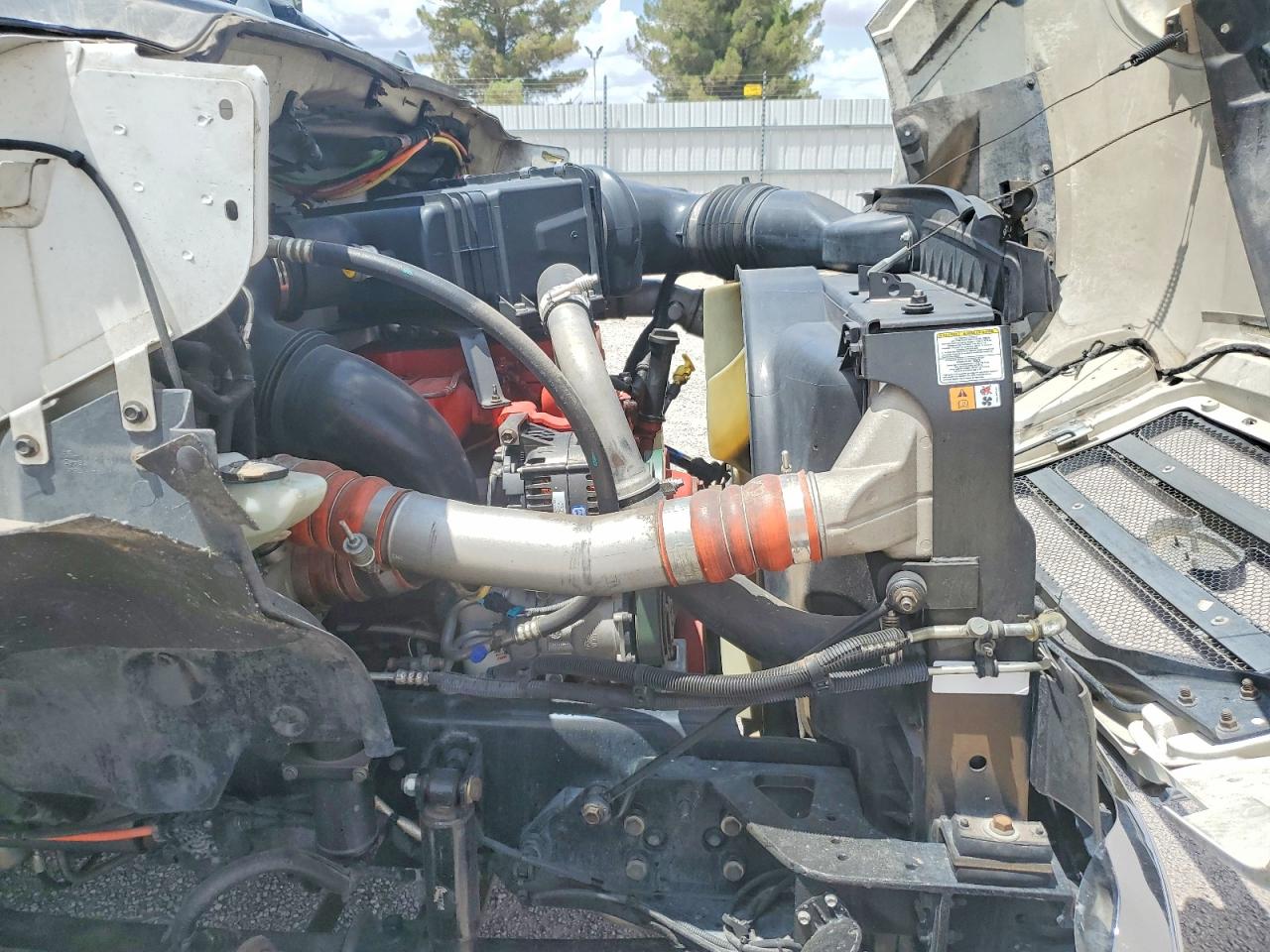 2015 FORD F650