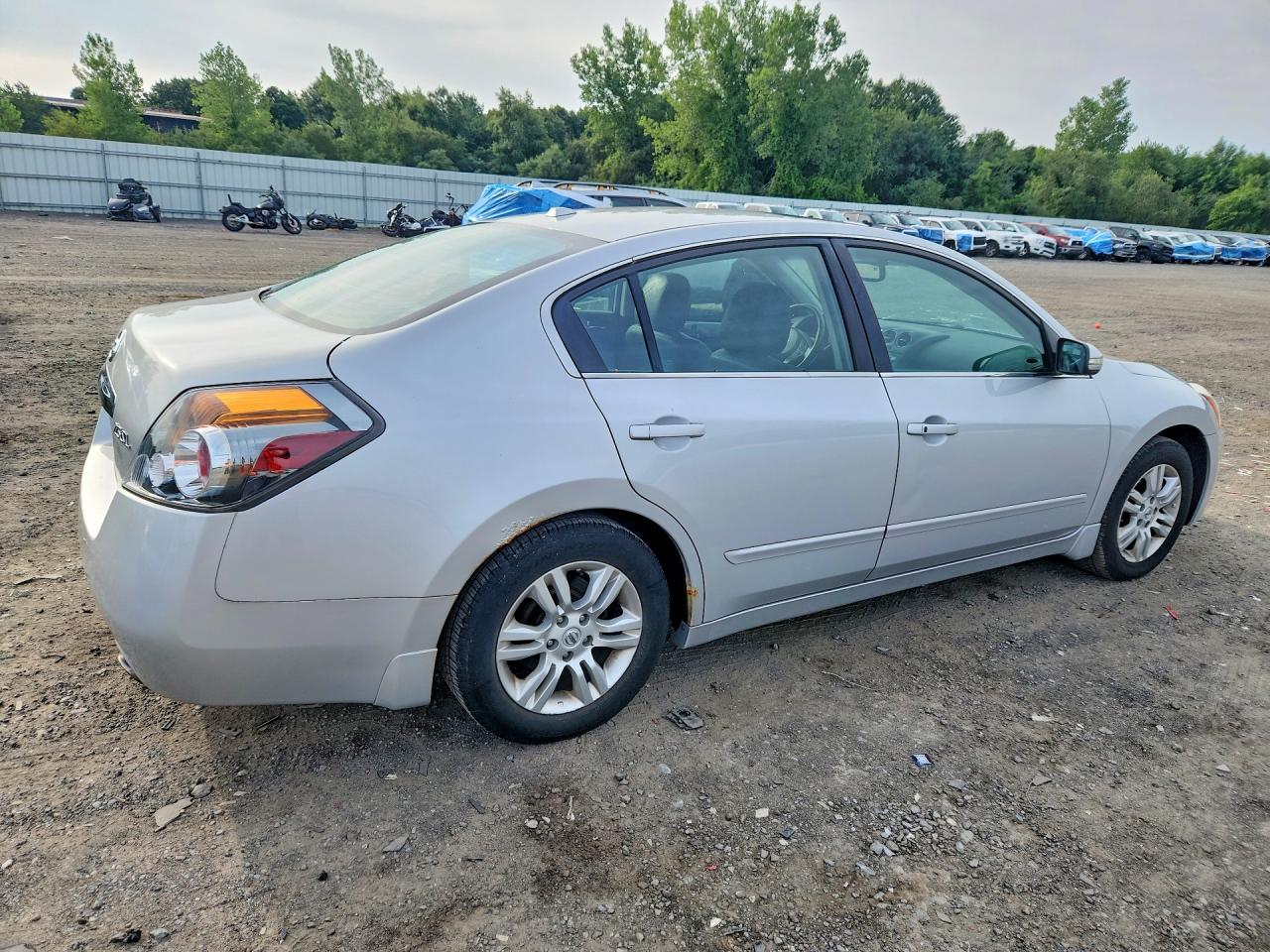 2012 NISSAN ALTIMA