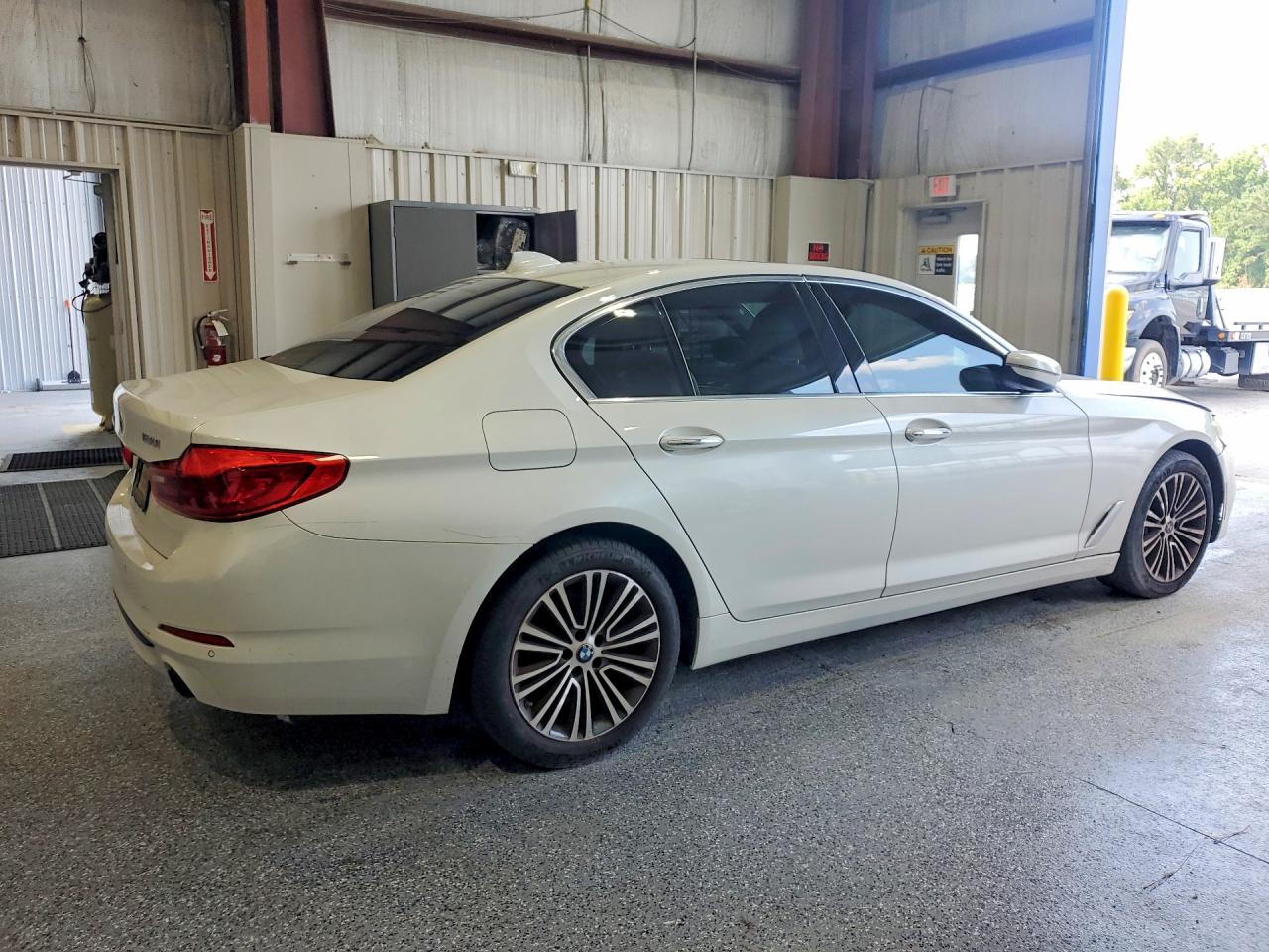 2018 BMW 5 SERIES