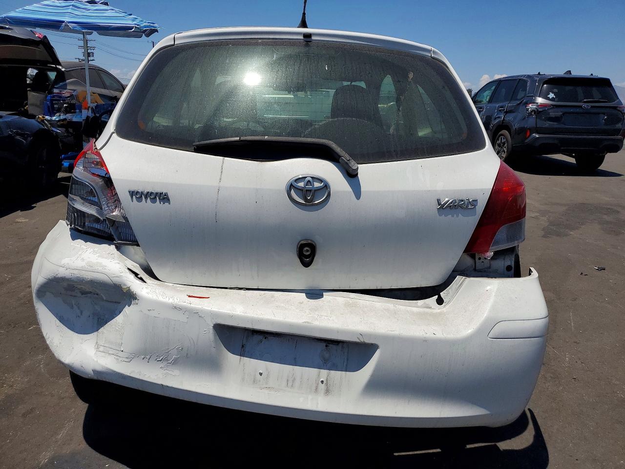 2011 TOYOTA YARIS