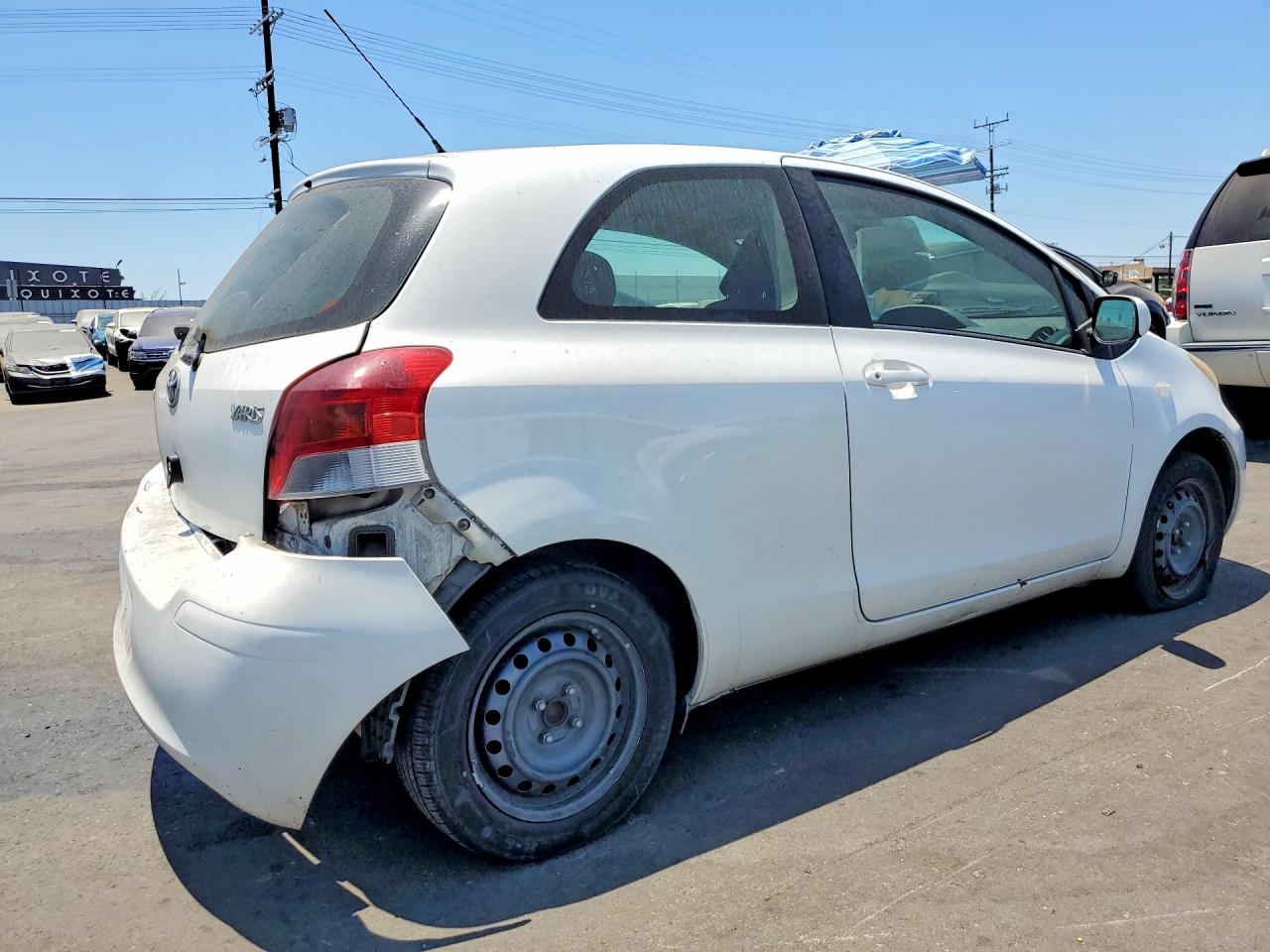 2011 TOYOTA YARIS