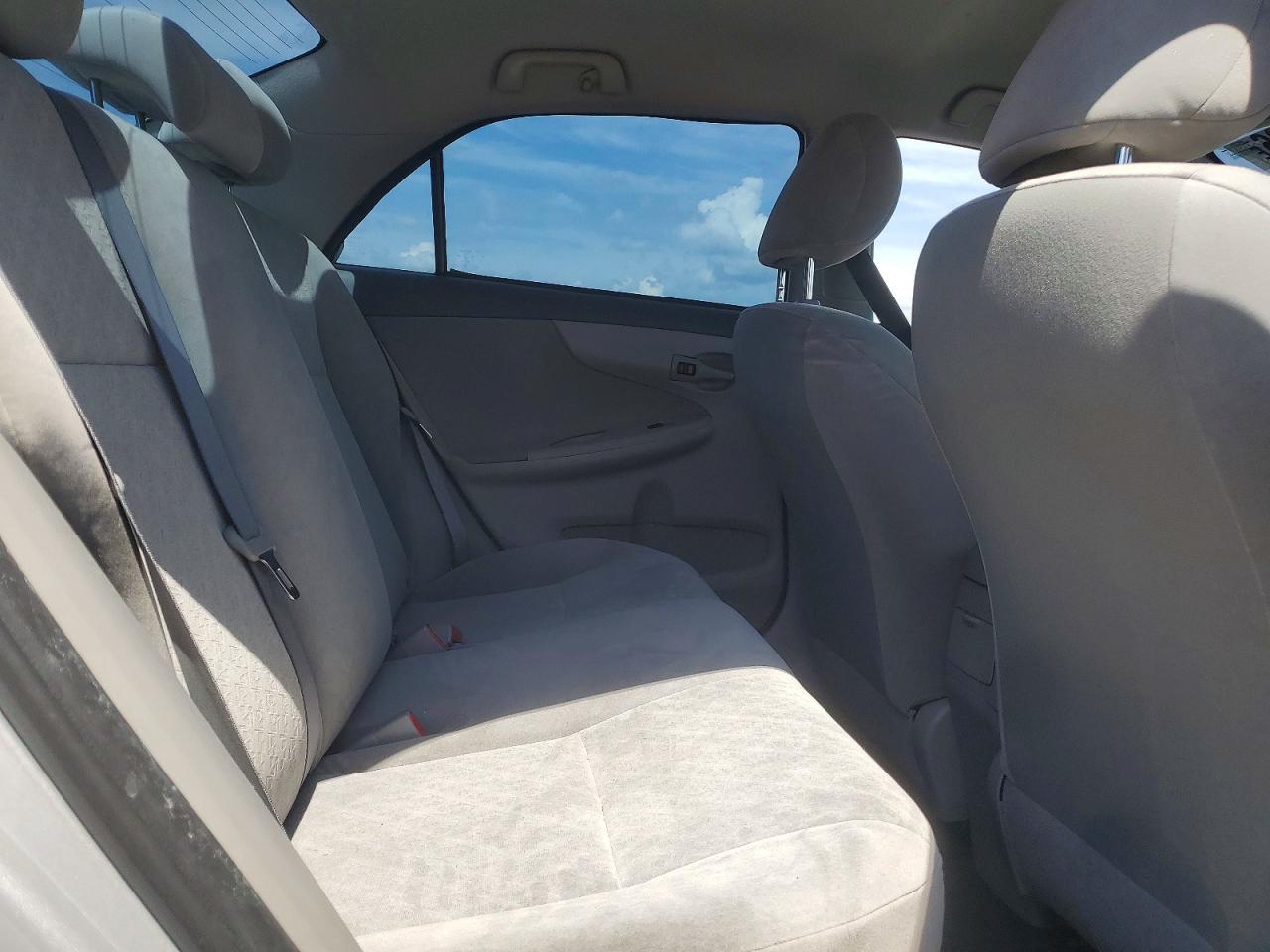 2009 TOYOTA COROLLA