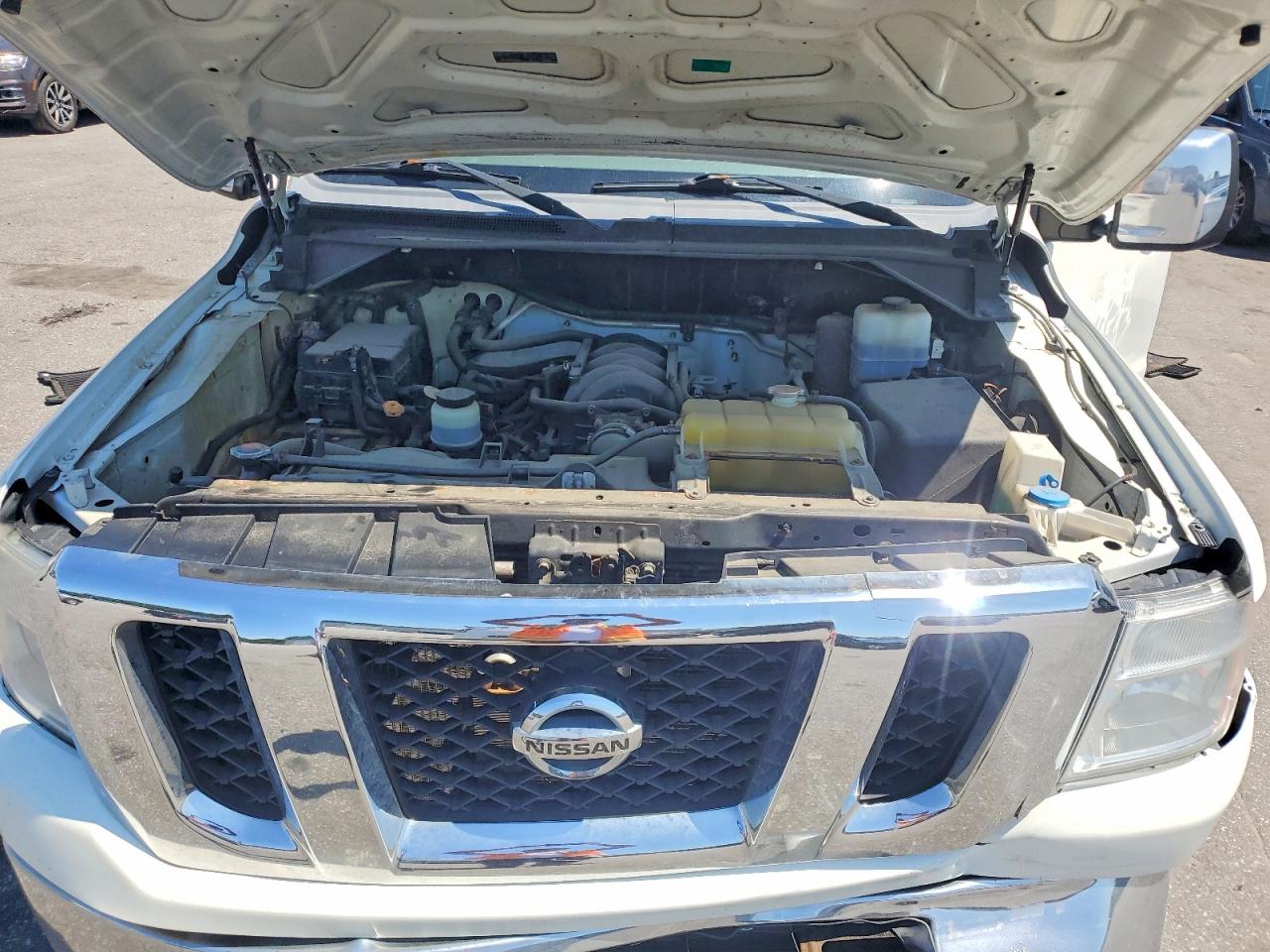 2015 NISSAN NV