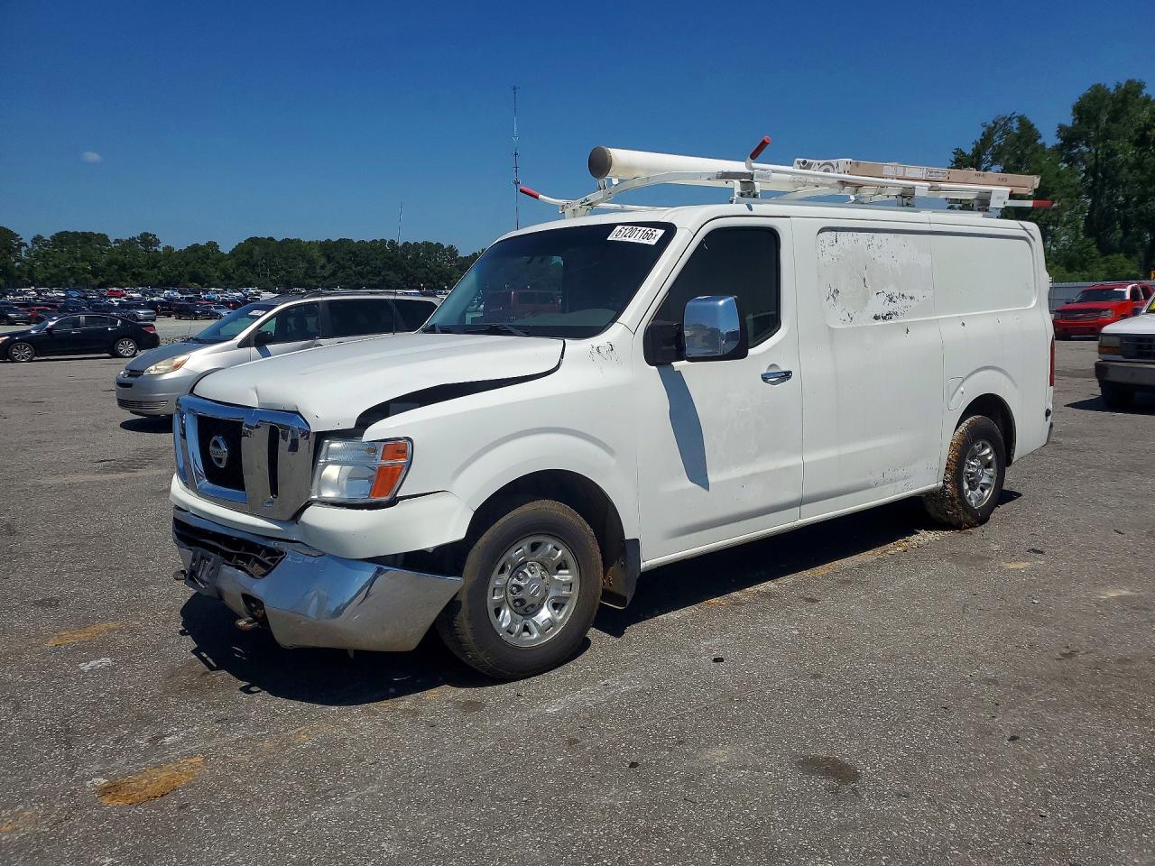 2015 NISSAN NV