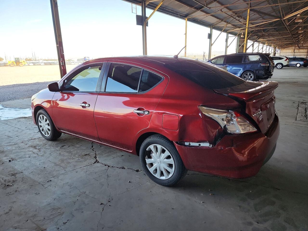 2016 NISSAN VERSA