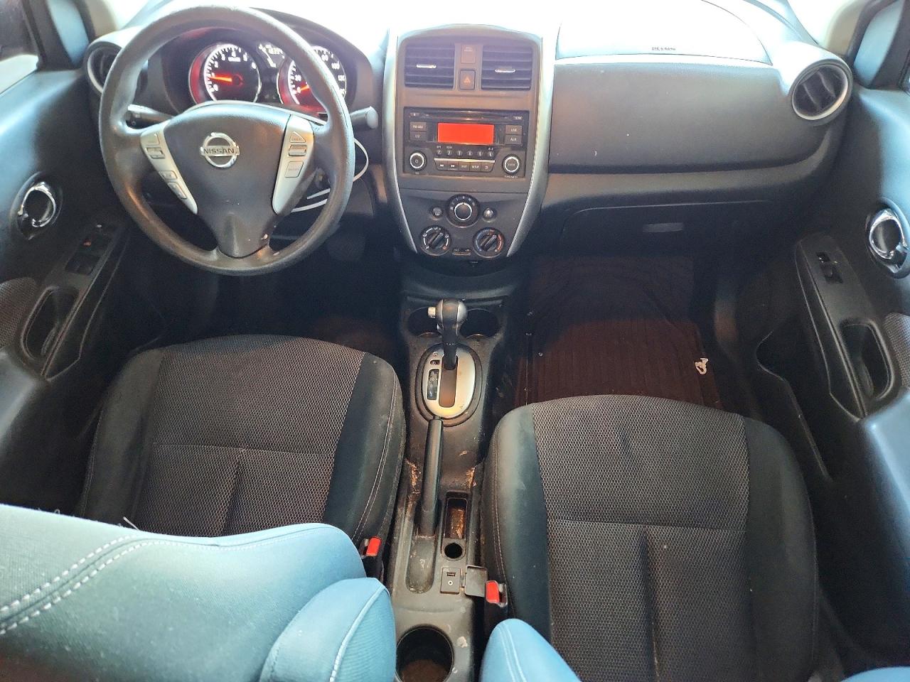 2016 NISSAN VERSA